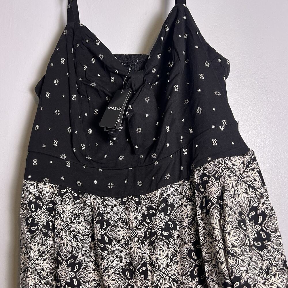 NWT Torrid Tie Front Culotte Jumpsuit black geometric print Pocket Plus Sz 1X - Picture 9 of 16
